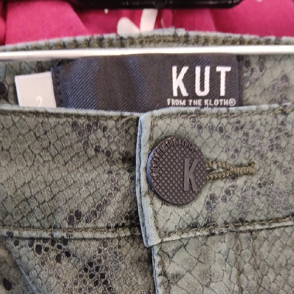 Kut from the Kloth Size 2 Green Skinny Snakeskin Print Jeans Ankle - Picture 5 of 6
